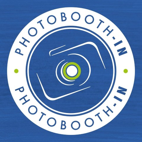 Fotobox mieten bei photobooth-in, Hochzeitsfotograf · Video Freiburg, Logo