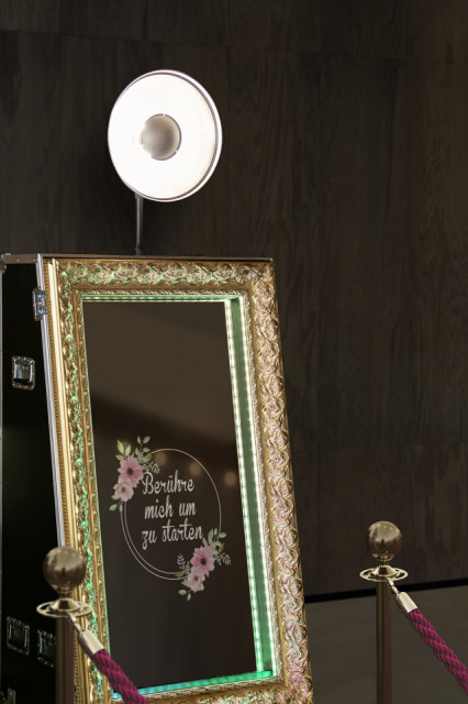 Magic Mirror Photobooth, Fotoboxen Donaueschingen, Kontaktbild